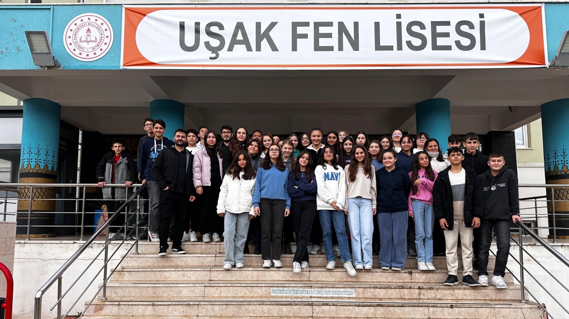 OKULUMUZ 8. SINIF ÖĞRENCİLERİNE FEN LİSELERİ TANITIM GEZİSİ YAPILDI.